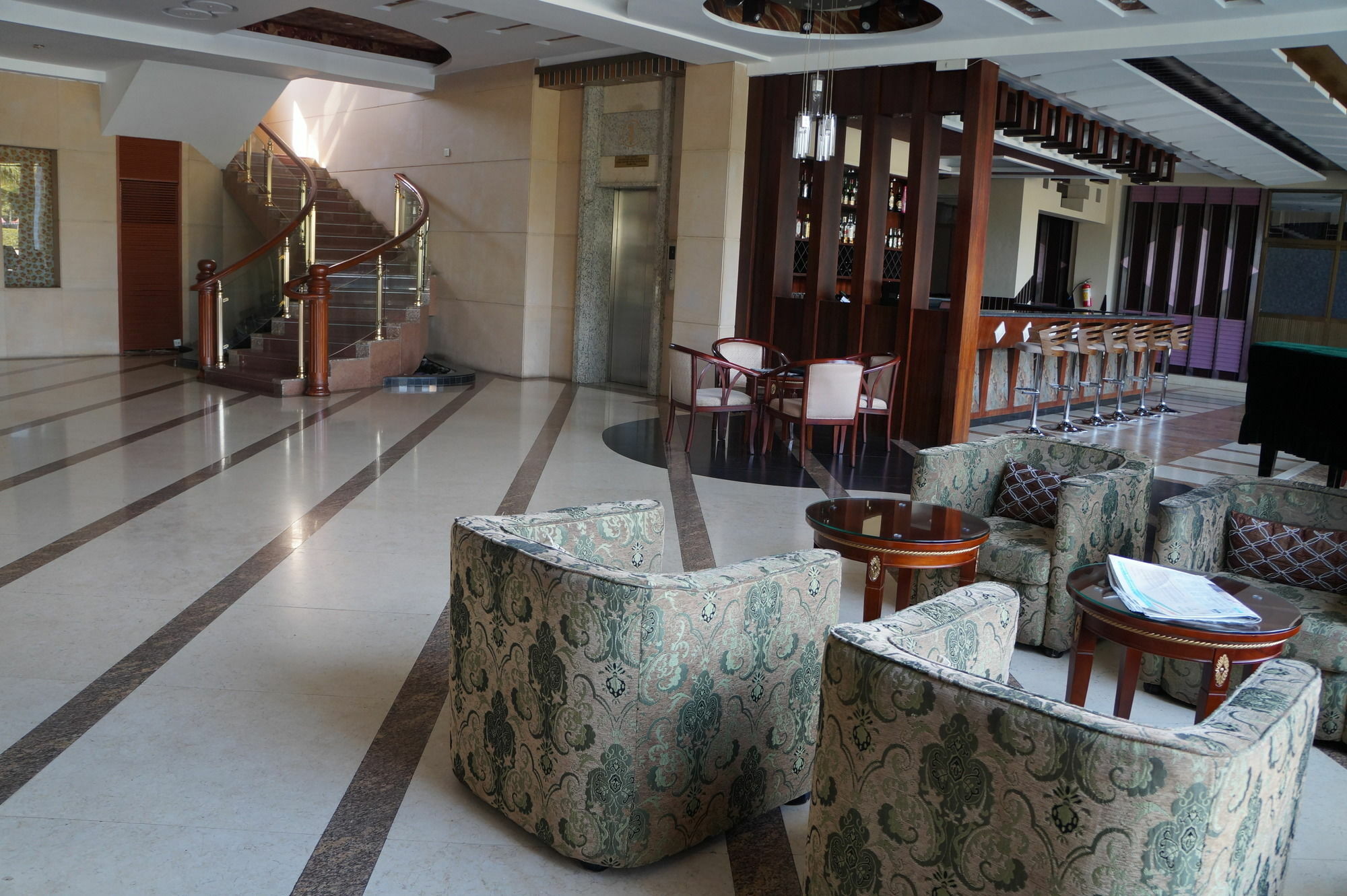 Best Western Plus Lusaka Grand Hotel Exterior foto
